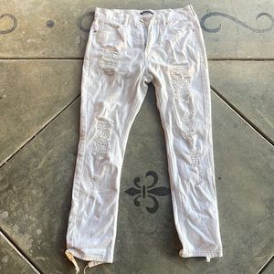 BRANDY MELVILLE WHITE JEANS
